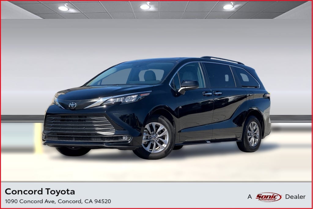 Used 2026 Toyota Sienna XLE Van Passenger Van