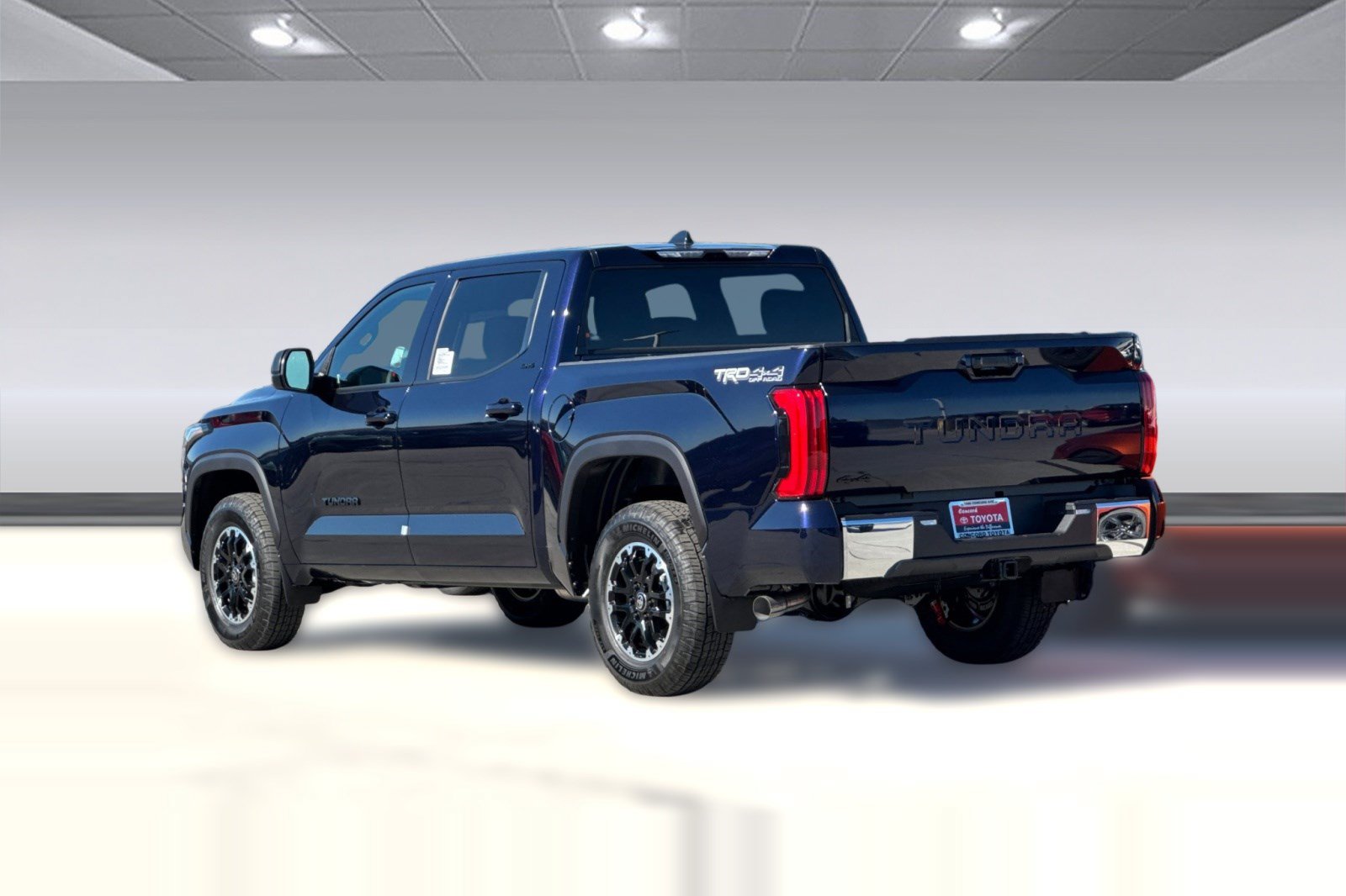 New 2026 Toyota Tundra SR5 SR5 CREWMAX 5.5