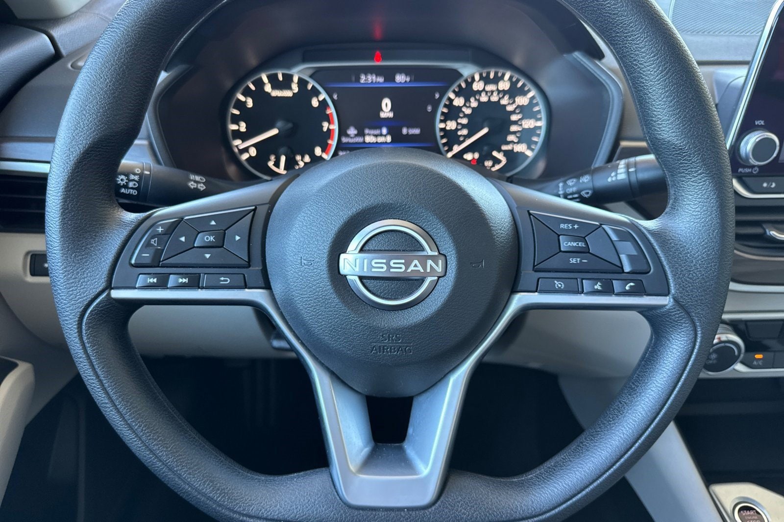2025 Nissan Altima SV - Photo 11