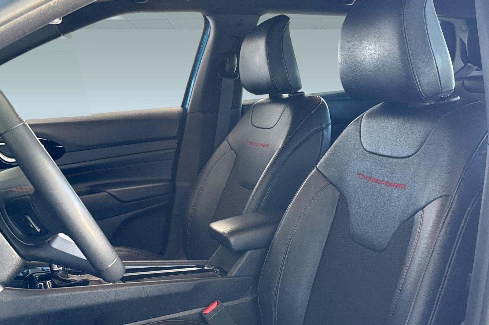 2025 Jeep Compass Trailhawk - Photo 5