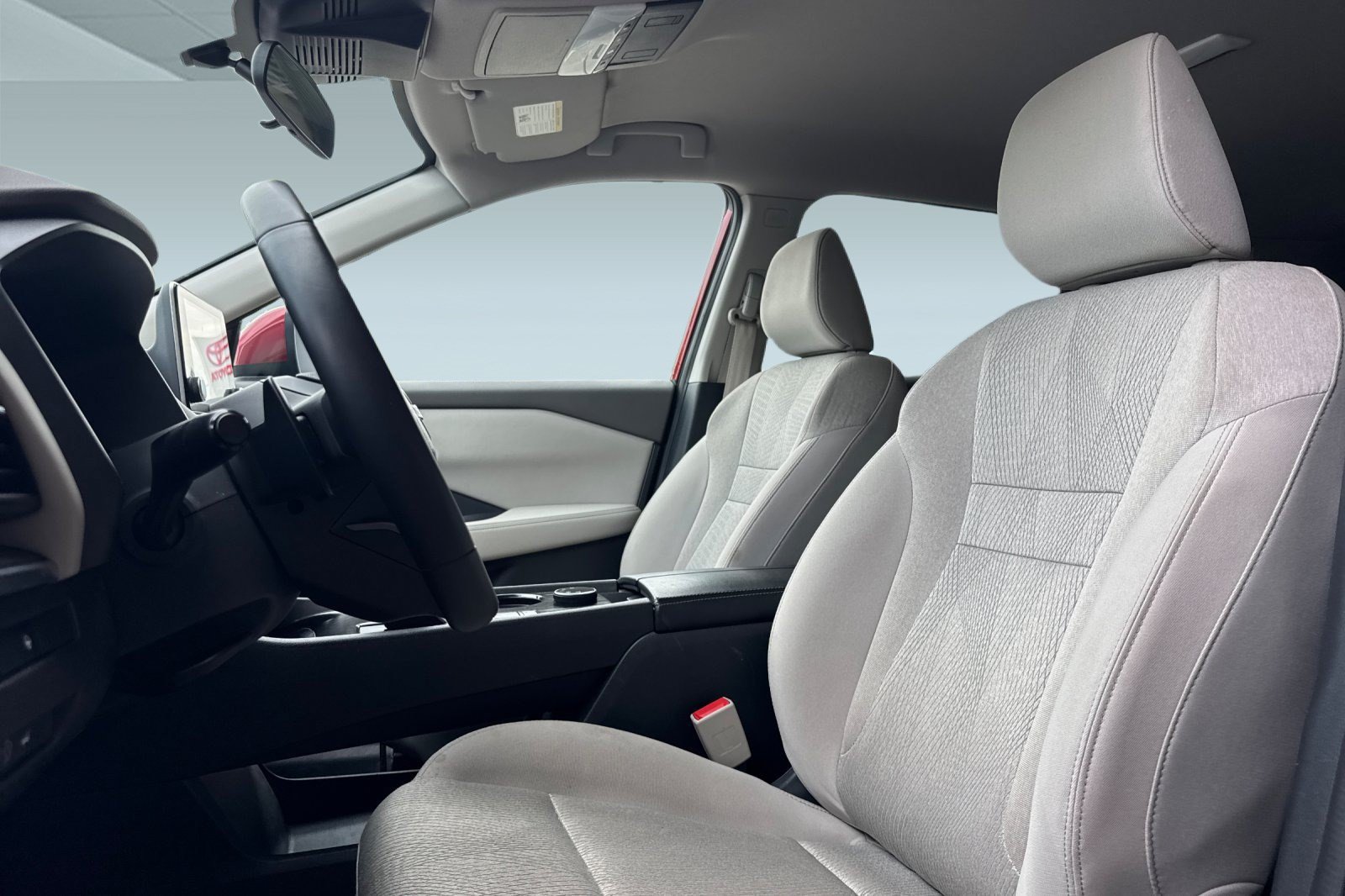 Used 2025 Nissan Rogue SV SUV
