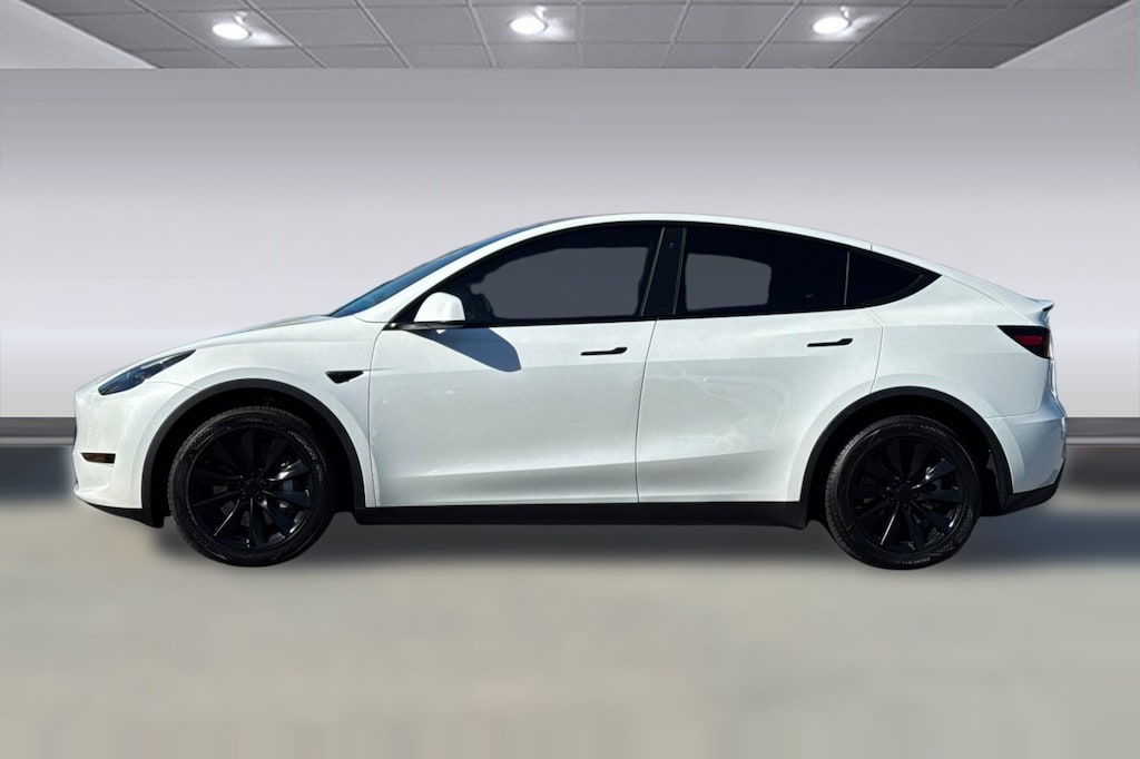 Used 2023 Tesla Model Y Long Range SUV