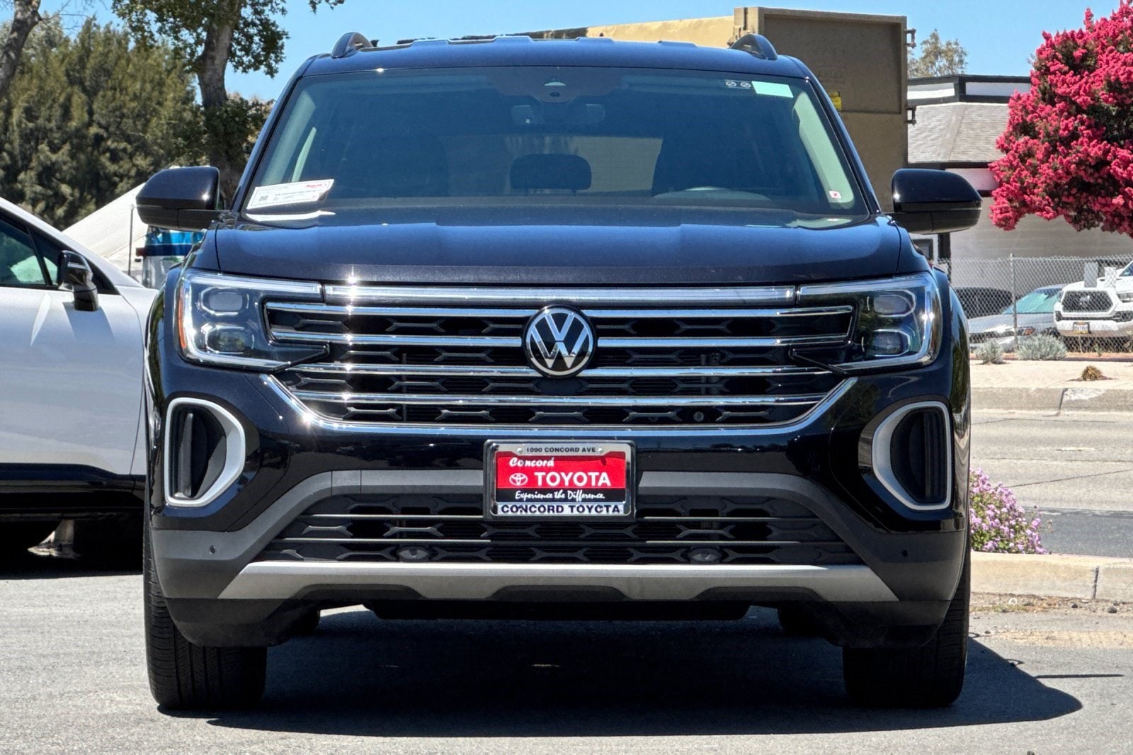 2026 Volkswagen Atlas SE w/Tech - Photo 6