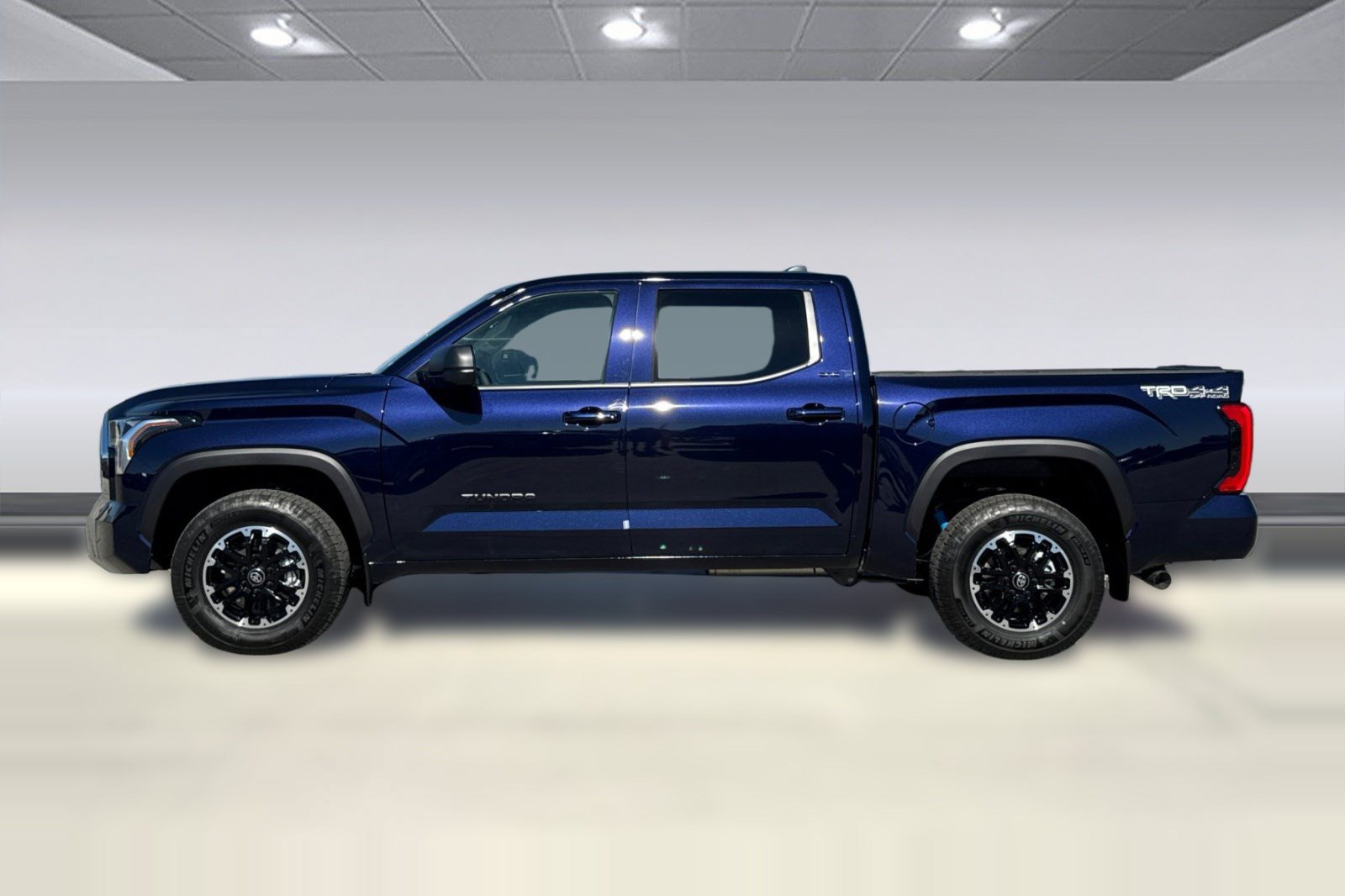 New 2026 Toyota Tundra SR5 SR5 CREWMAX 5.5