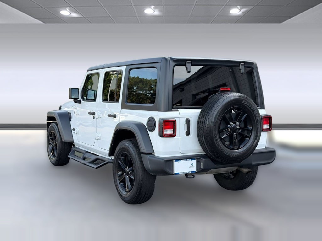 Used 2022 Jeep Wrangler Unlimited Sport Altitude SUV