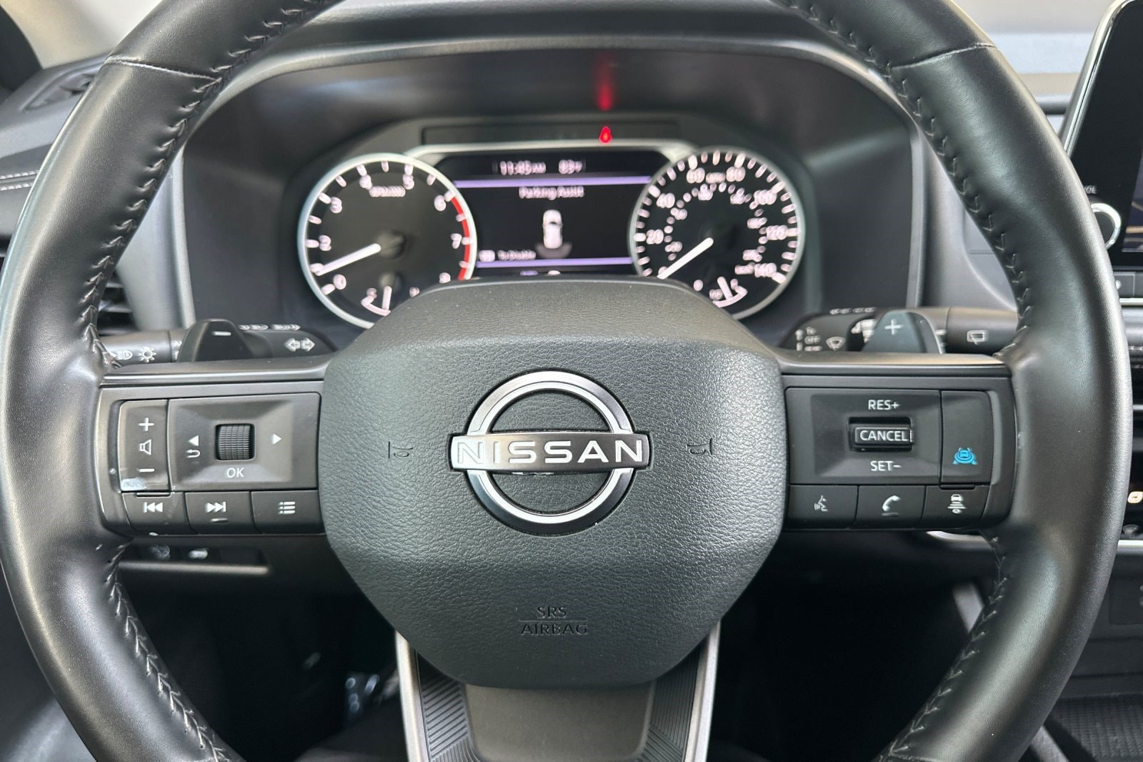 2025 Nissan Rogue SV - Photo 11