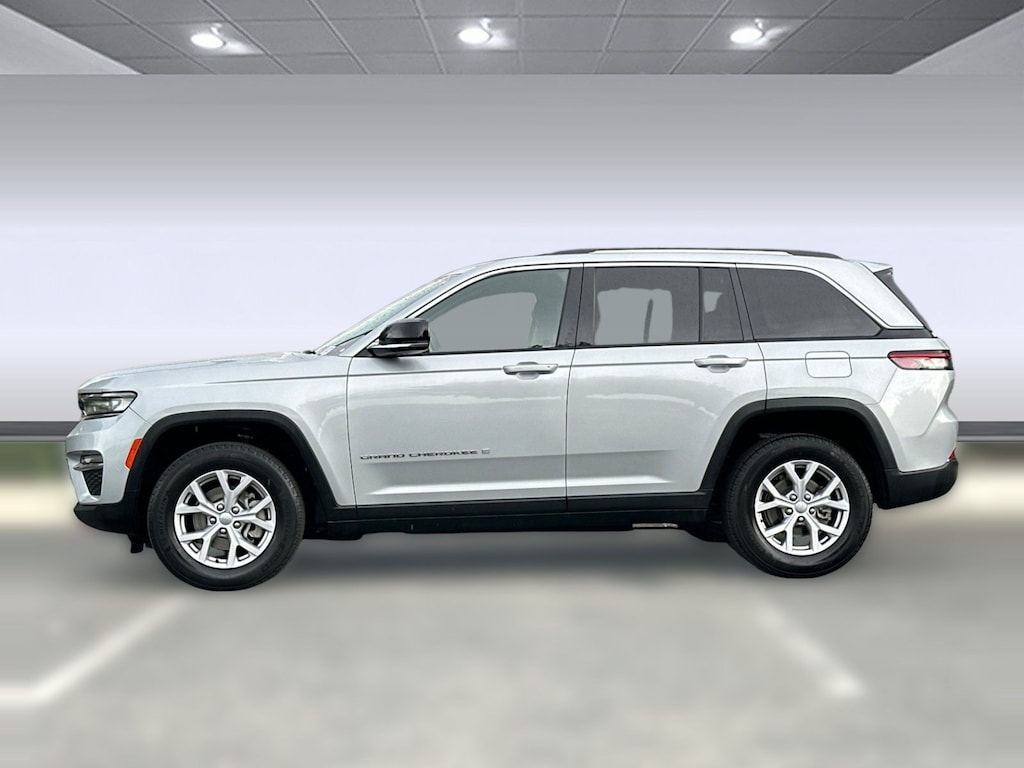 Used 2022 Jeep Grand Cherokee Limited SUV