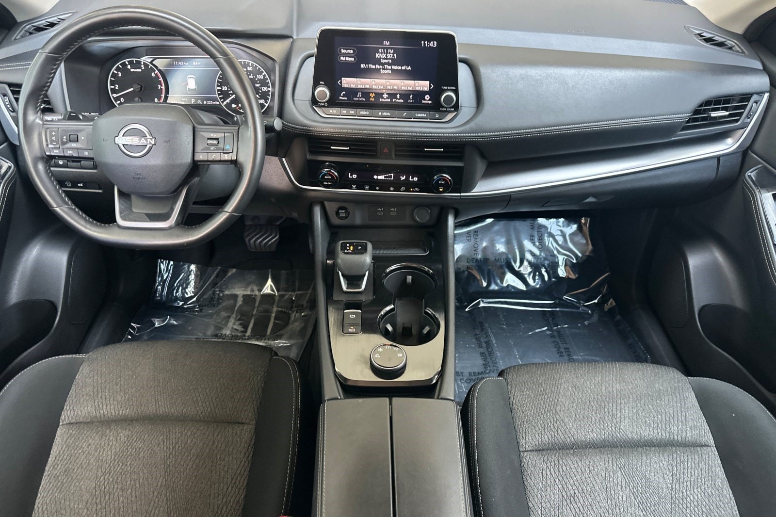2025 Nissan Rogue SV - Photo 16