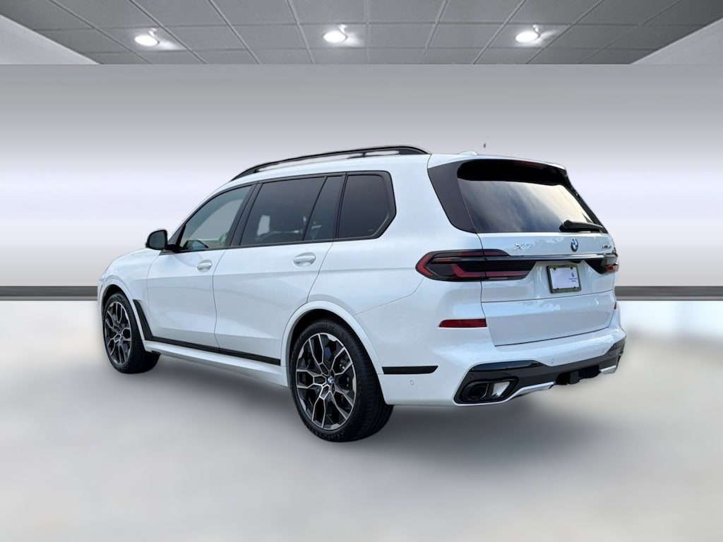New 2027 BMW X7 xDrive40i SUV