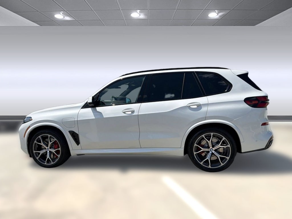 New 2026 BMW X5 PHEV xDrive50e SUV