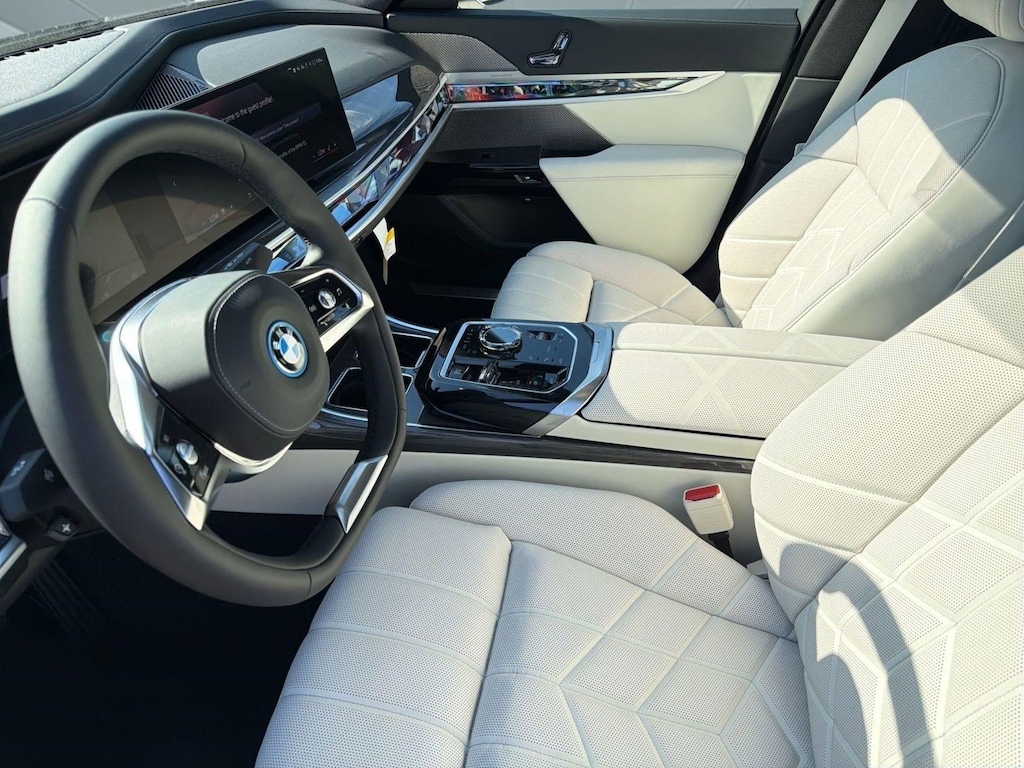New 2026 BMW i7 xDrive60 Sedan