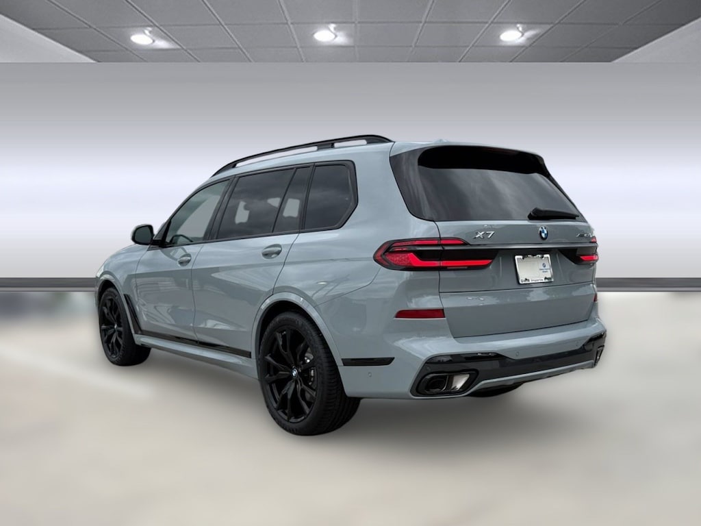 New 2027 BMW X7 xDrive40i SUV
