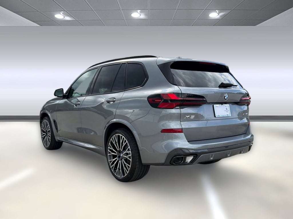New 2026 BMW X5 sDrive40i SUV