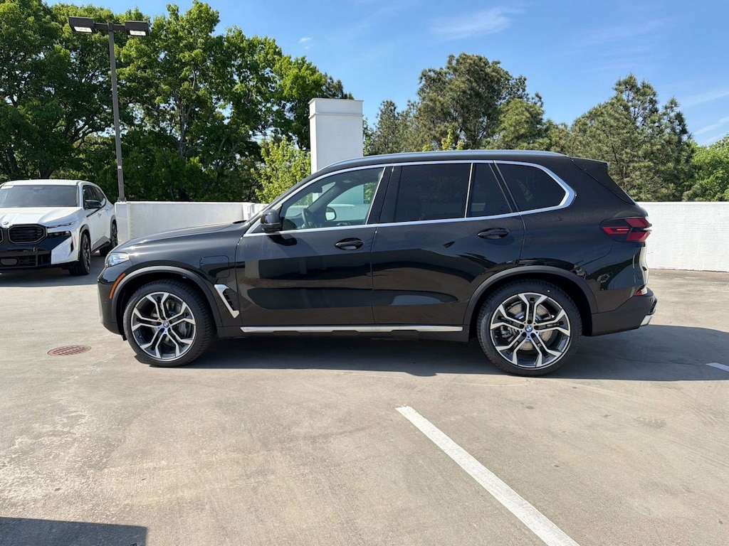 New 2026 BMW X5 PHEV xDrive50e SUV