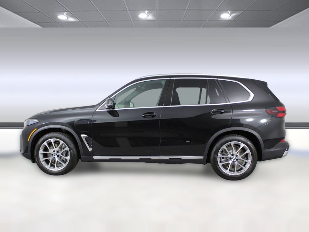New 2026 BMW X5 PHEV xDrive50e SUV