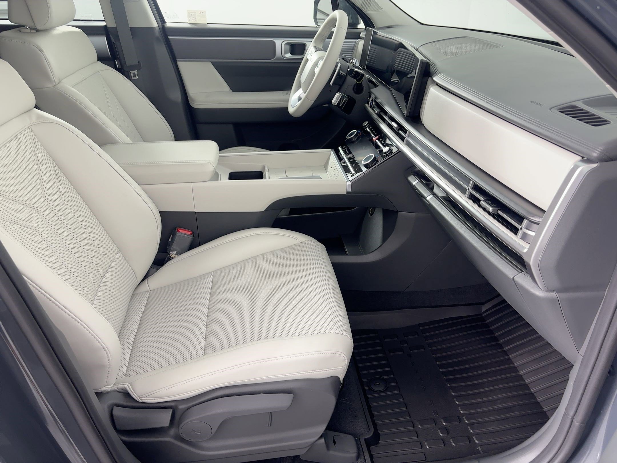 2026 Hyundai Santa Fe SEL - Photo 28
