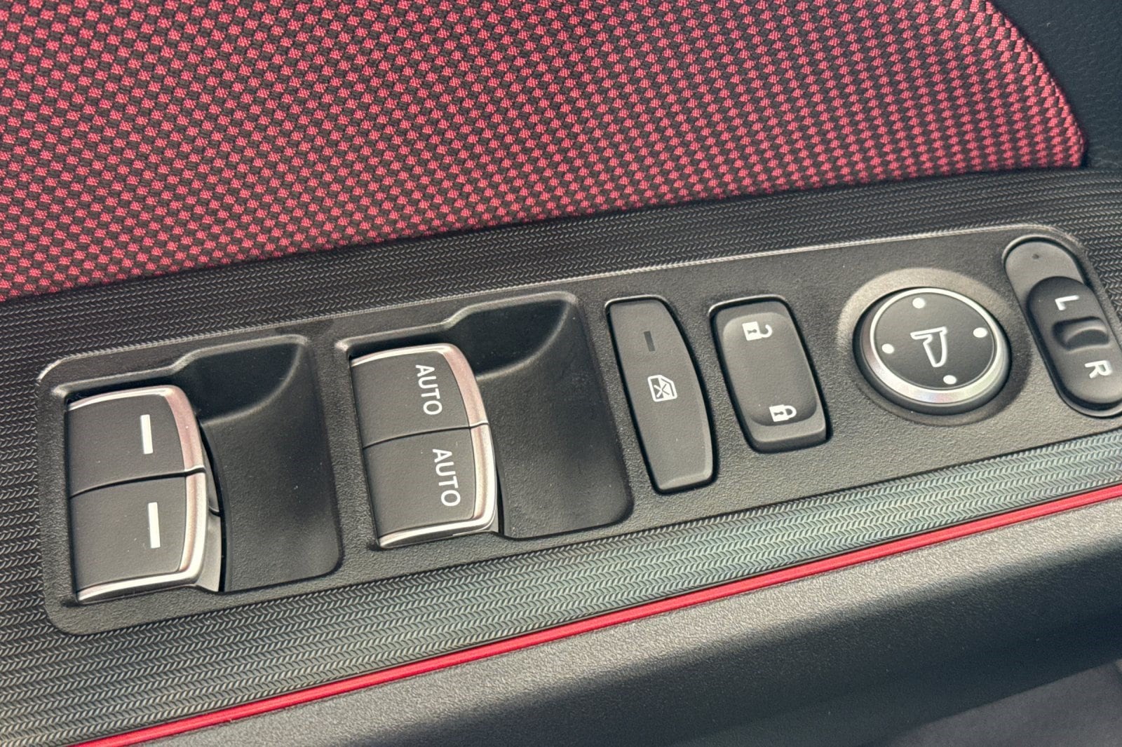 2026 Honda Civic Si - Photo 13