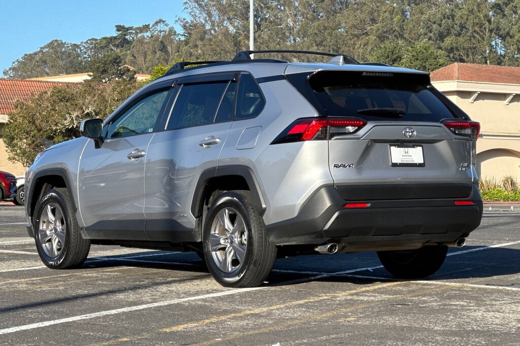 Used 2025 Toyota RAV4 Hybrid XLE SUV