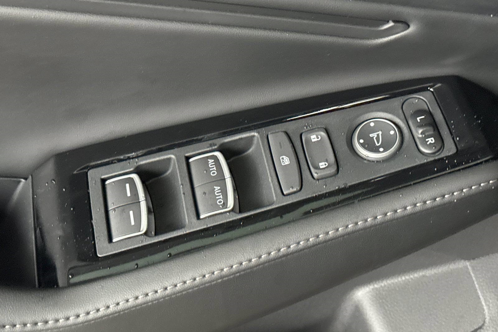 2026 Honda Accord Hybrid Touring - Photo 12