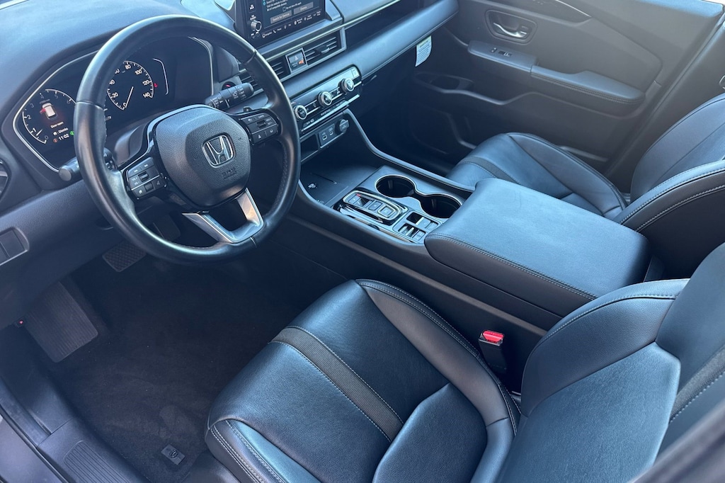 Certified 2025 Honda Pilot Touring+ SUV