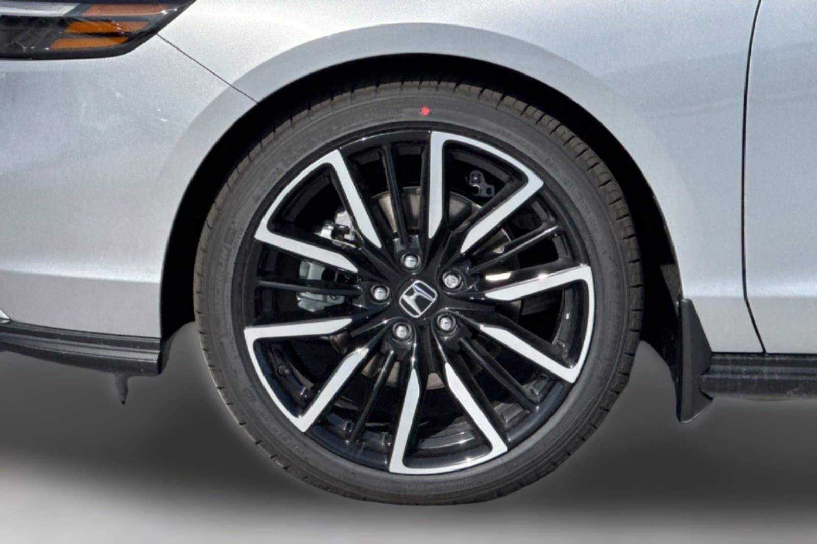 2026 Honda Accord Hybrid Touring - Photo 10