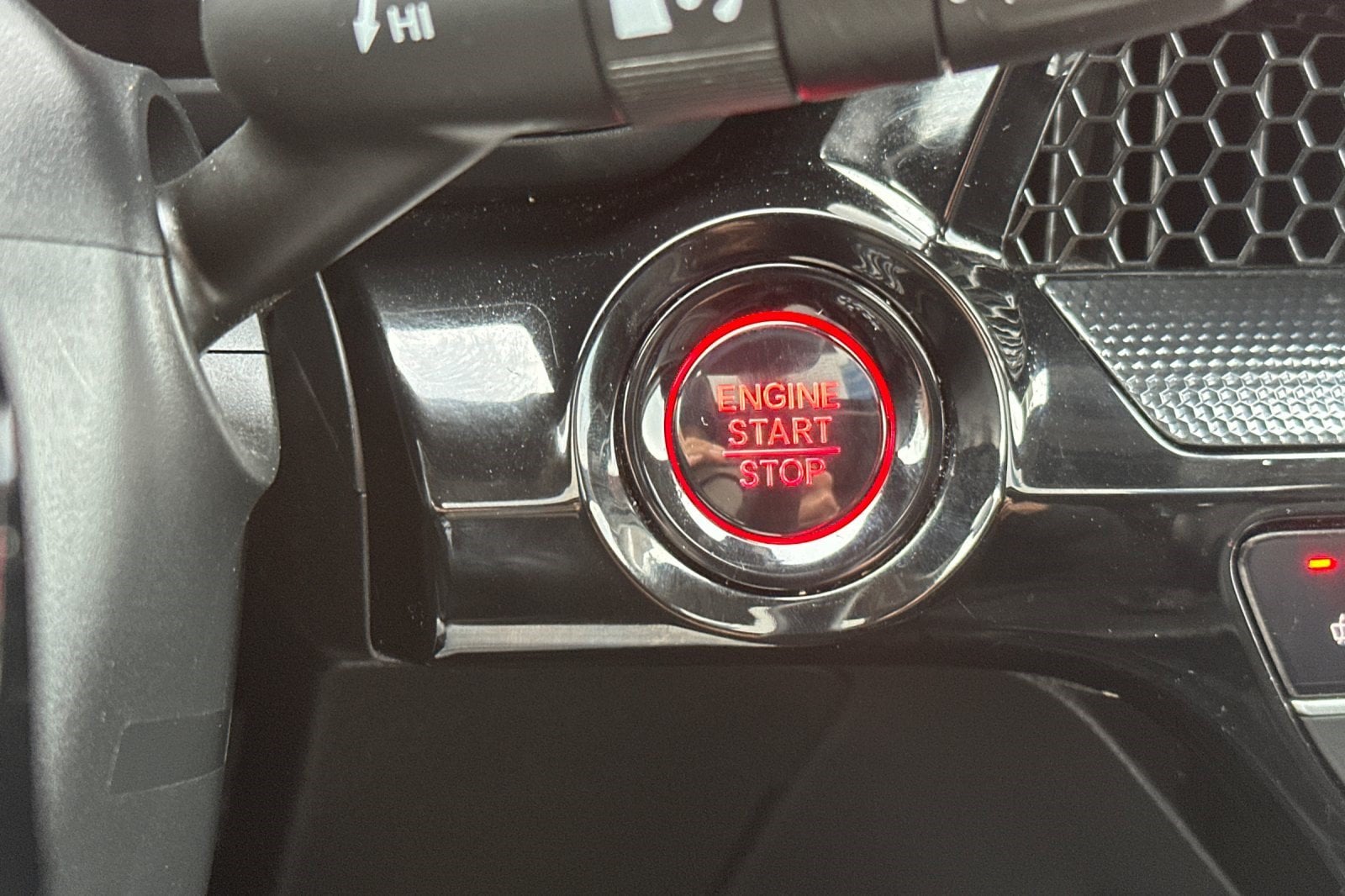 2024 Honda CR-V EX-L - Photo 17