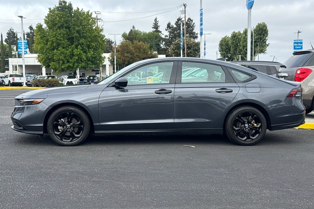 Used 2025 Honda Accord SE Sedan