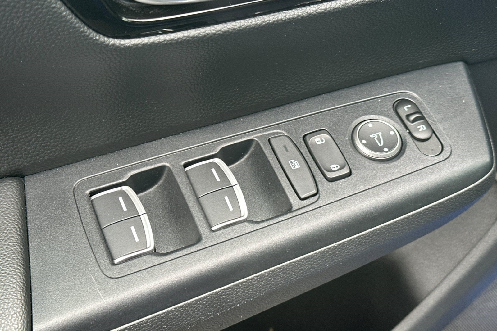 2024 Honda CR-V EX-L - Photo 14