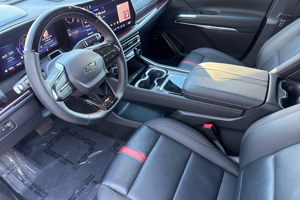 Used 2024 Chevrolet Traverse RS SUV