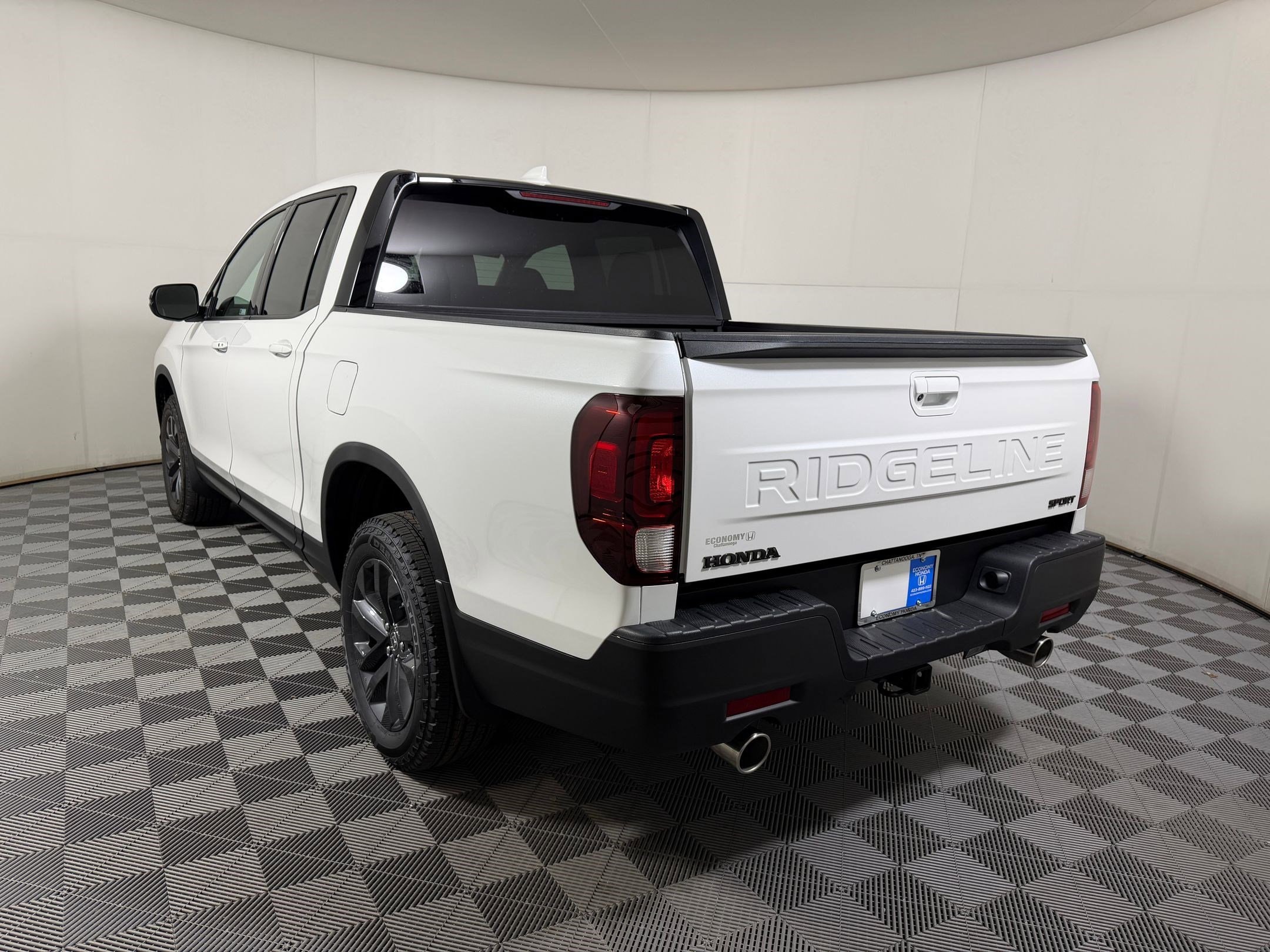 2026 Honda Ridgeline Sport - Photo 18