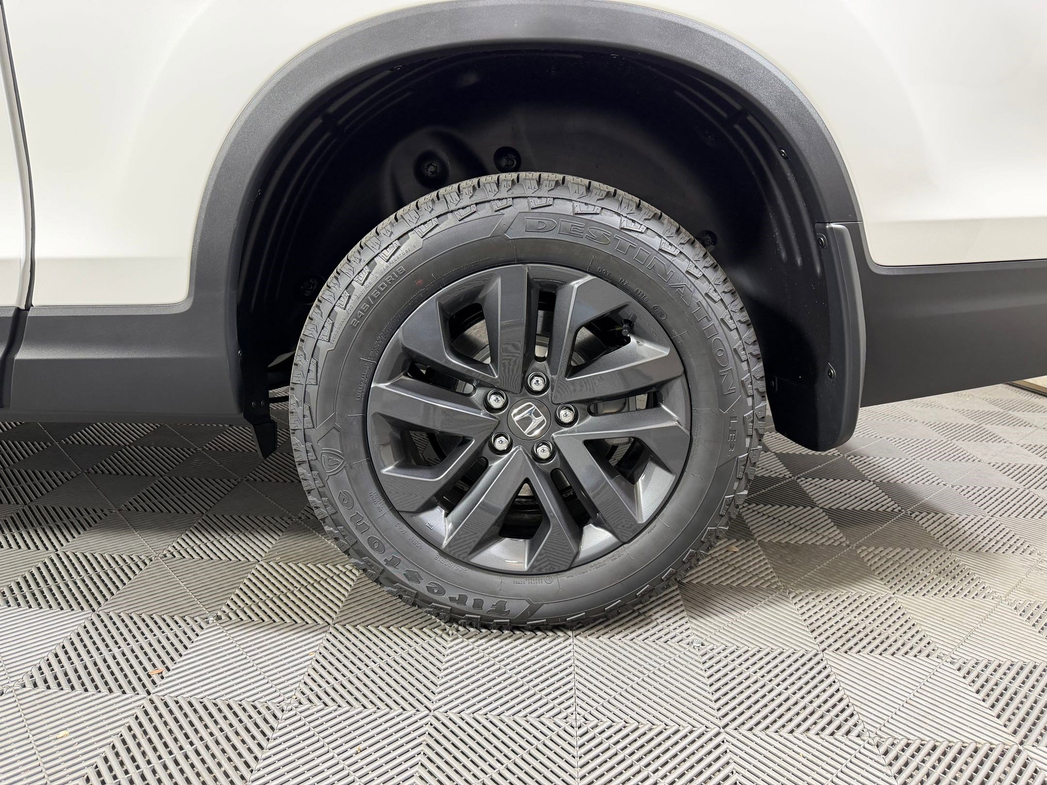 2026 Honda Ridgeline Sport - Photo 17