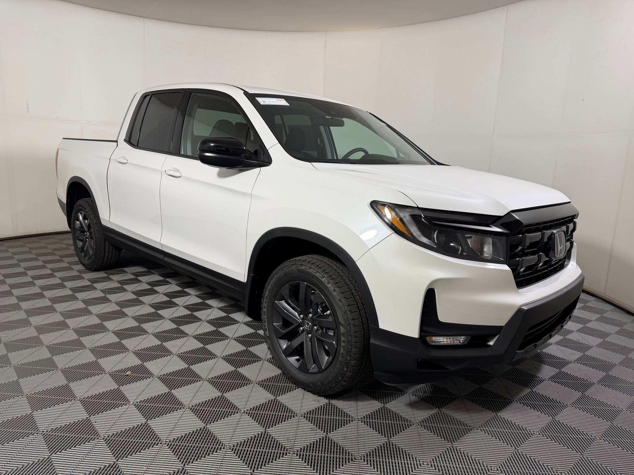 2026 Honda Ridgeline Sport - Photo 6