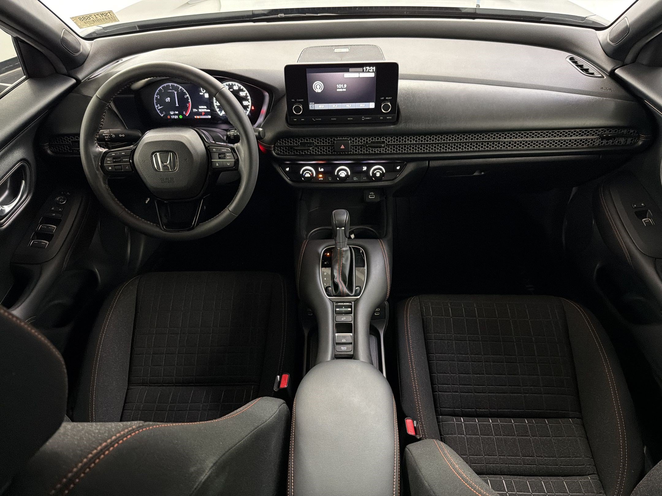 2025 Honda HR-V Sport - Photo 16