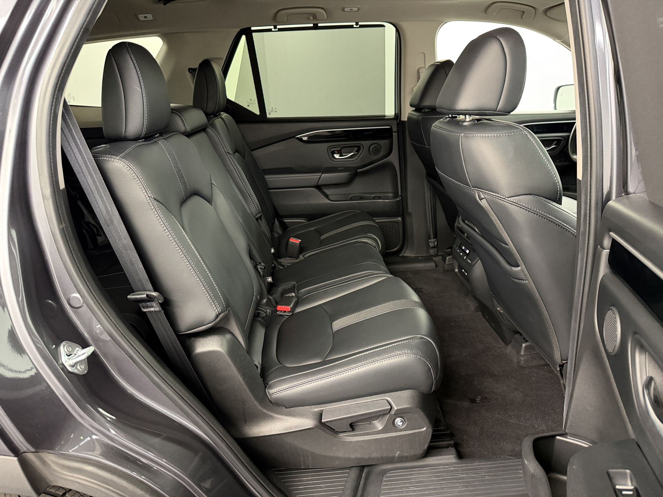 2024 Honda Pilot Touring - Photo 31