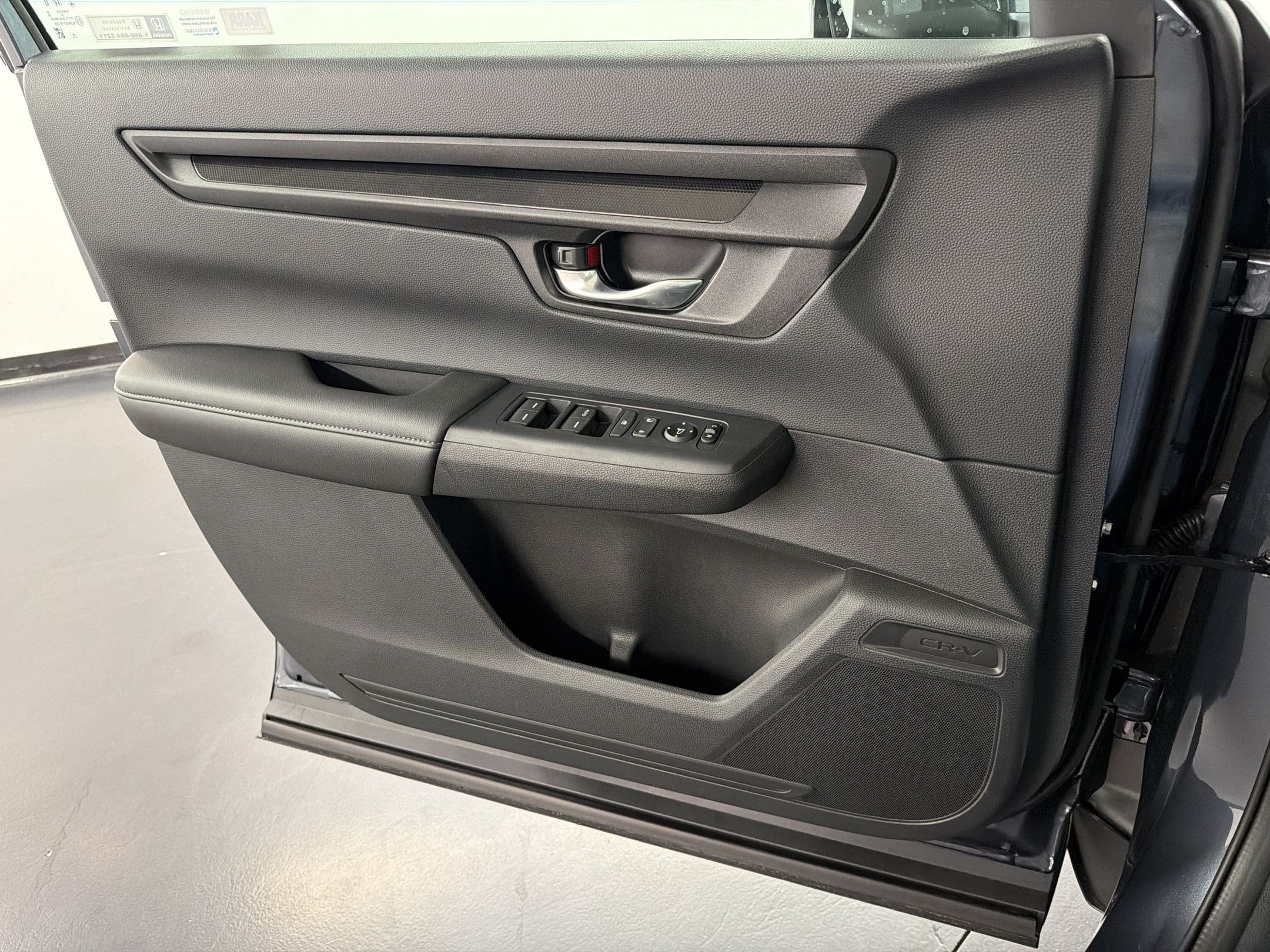 2026 Honda CR-V LX - Photo 13