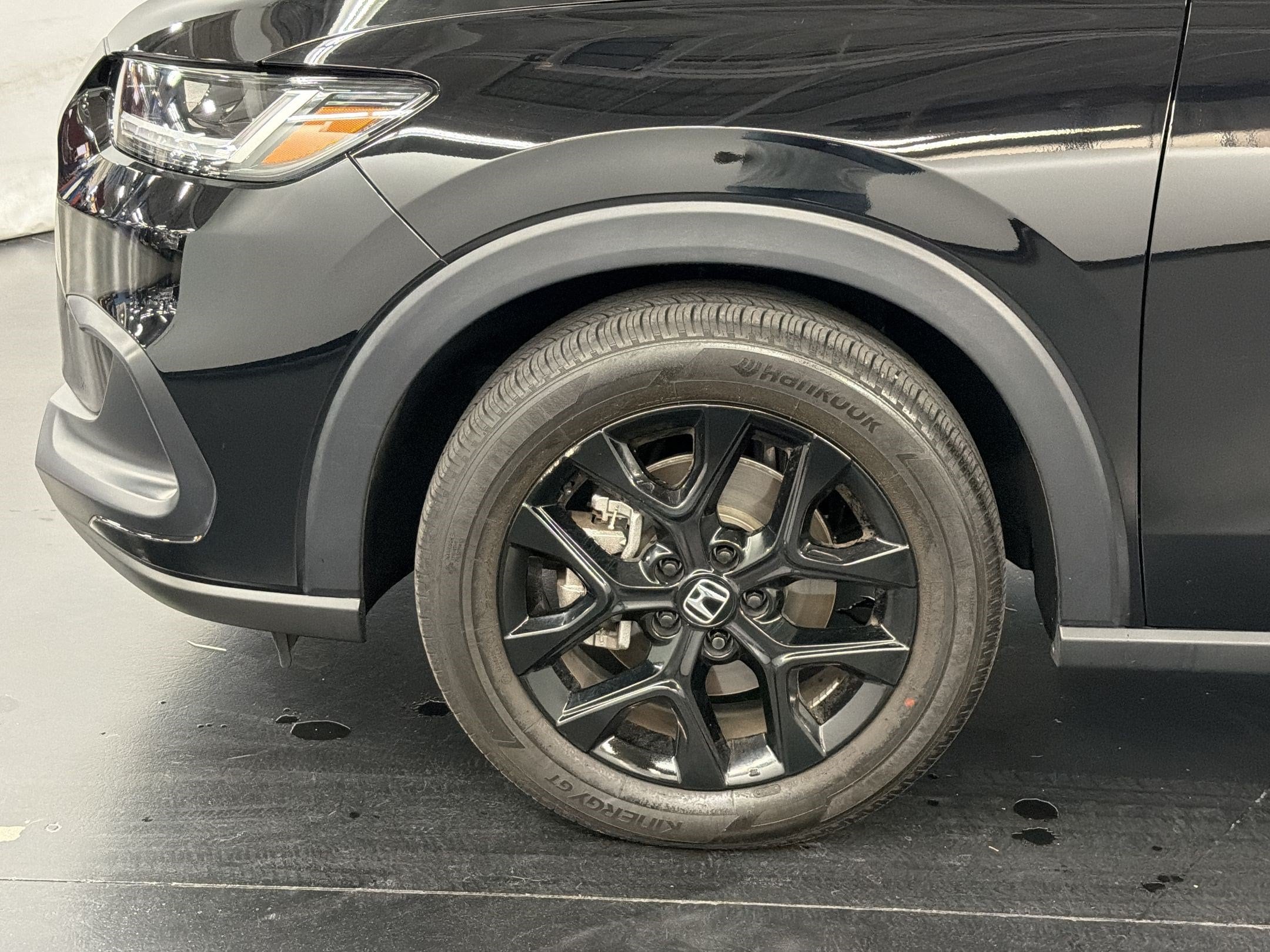 2025 Honda HR-V Sport - Photo 13