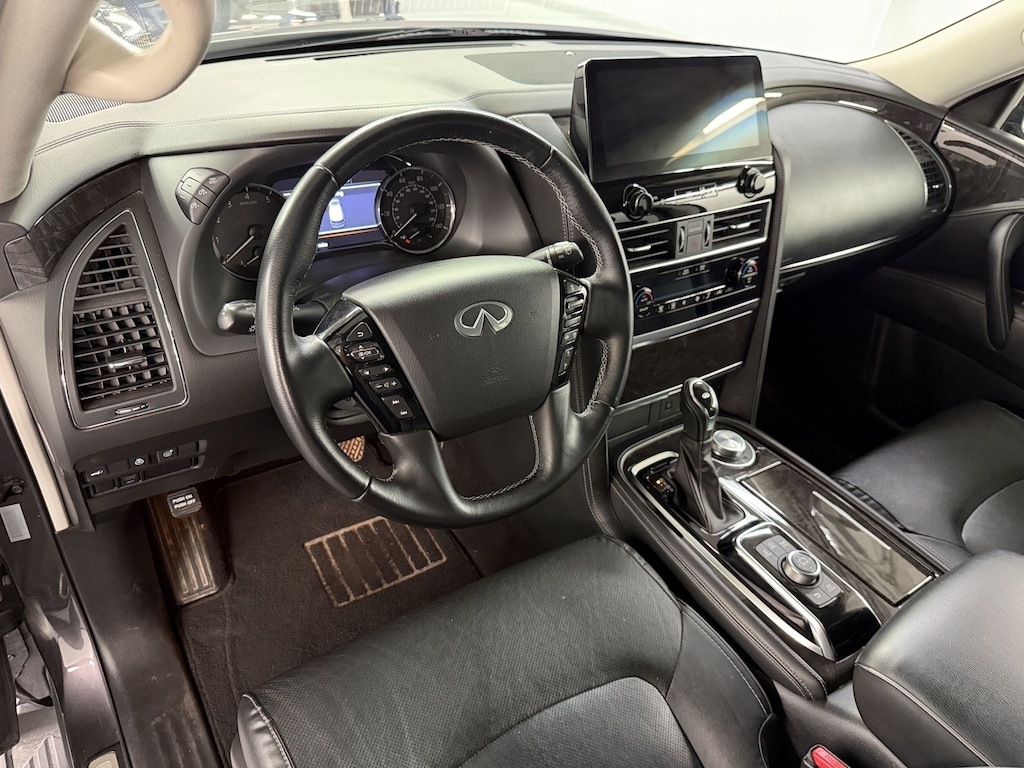 Used 2024 INFINITI QX80 LUXE SUV