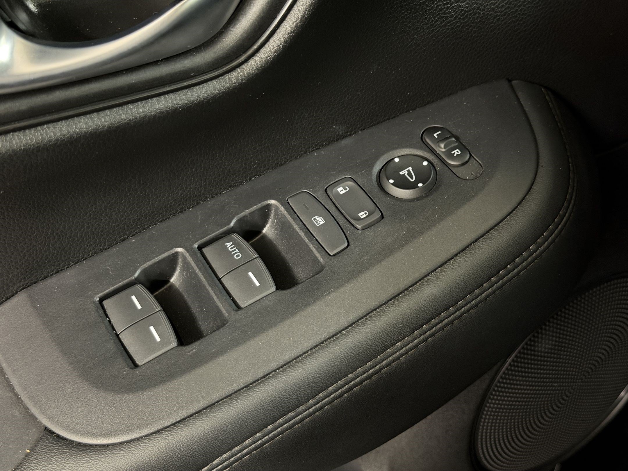 2024 Honda HR-V LX - Photo 24