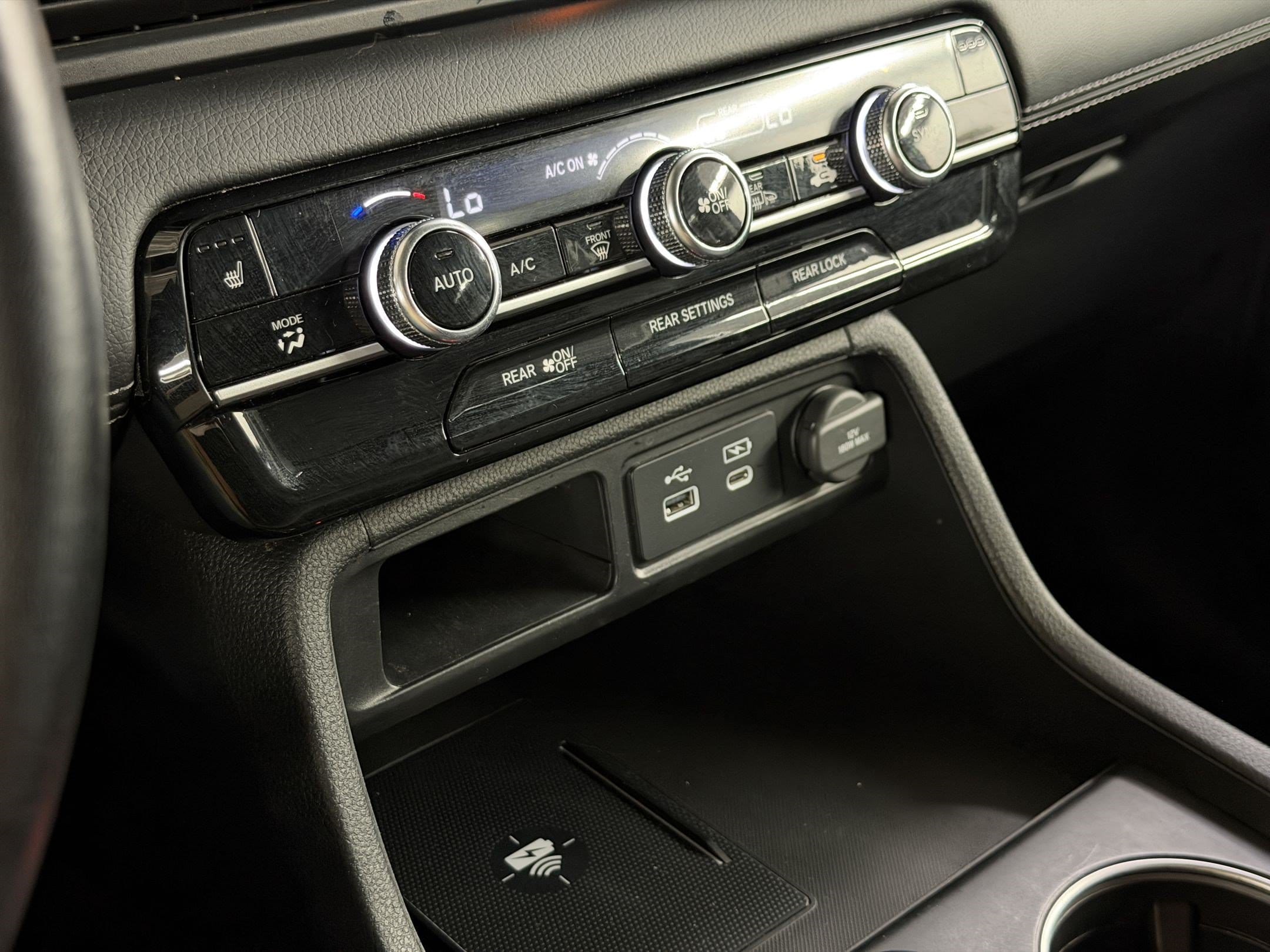 2024 Honda Pilot Touring - Photo 18