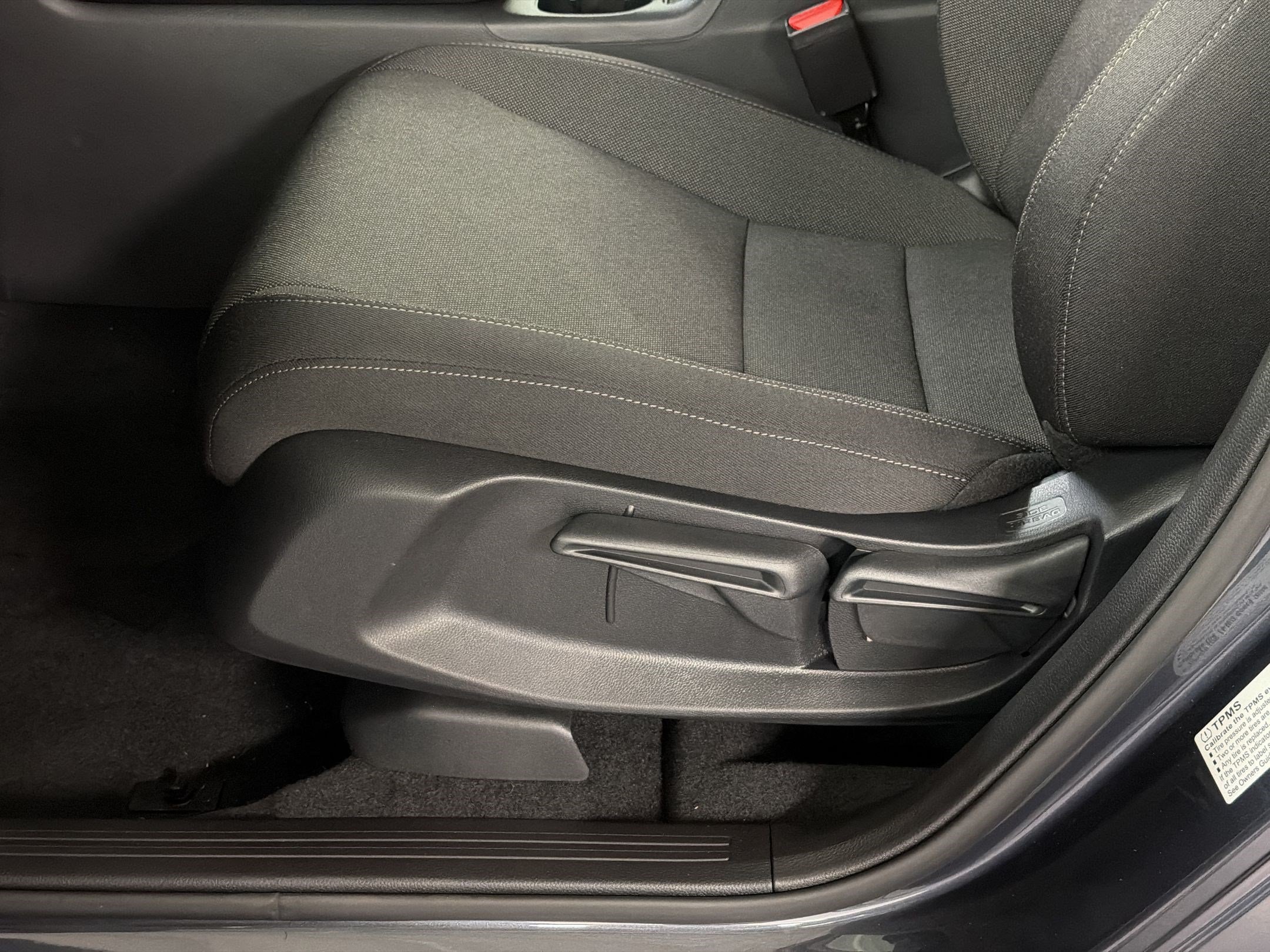 2026 Honda CR-V LX - Photo 15