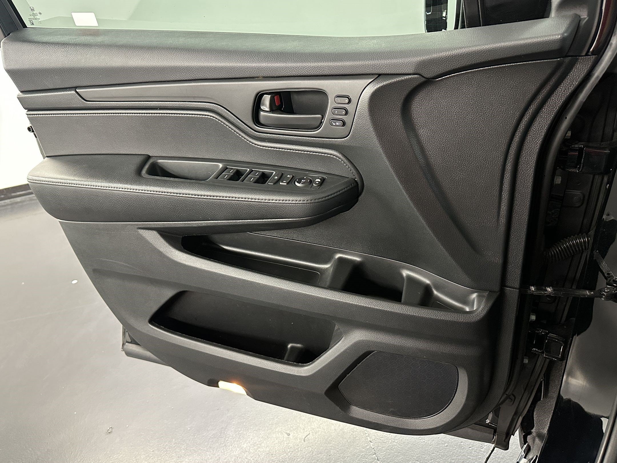 2024 Honda Odyssey SPORT - Photo 14