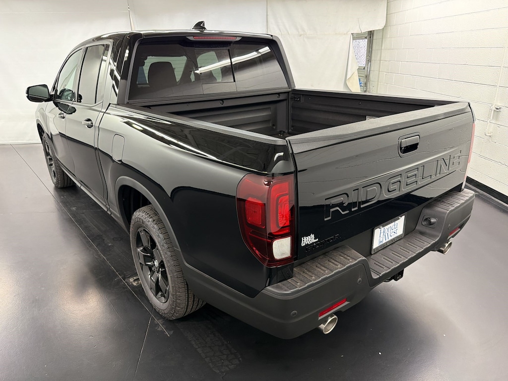 New 2026 Honda Ridgeline Black Edition Truck Crew Cab