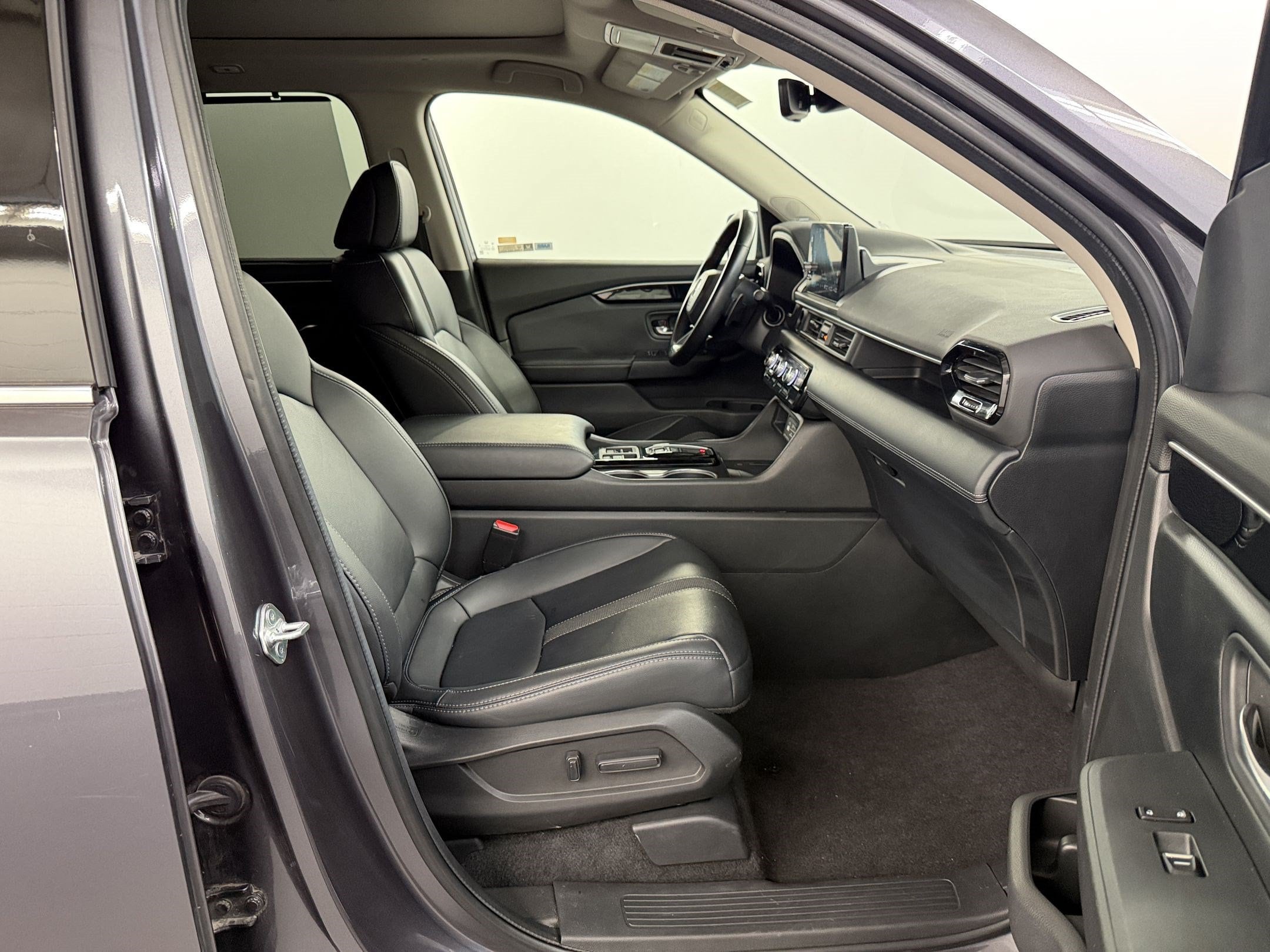 2024 Honda Pilot Touring - Photo 25