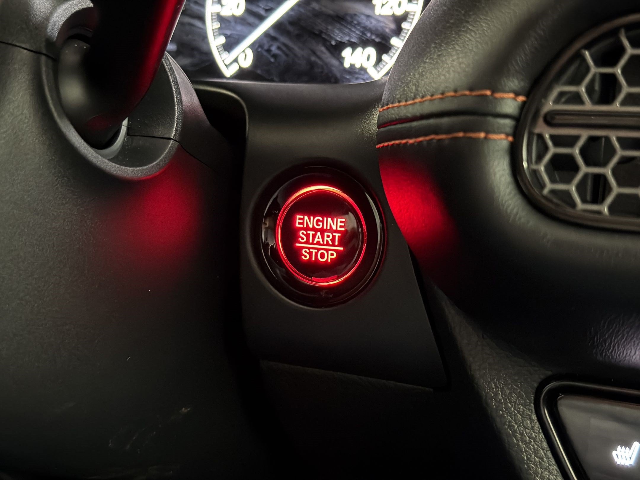 2025 Honda HR-V Sport - Photo 17