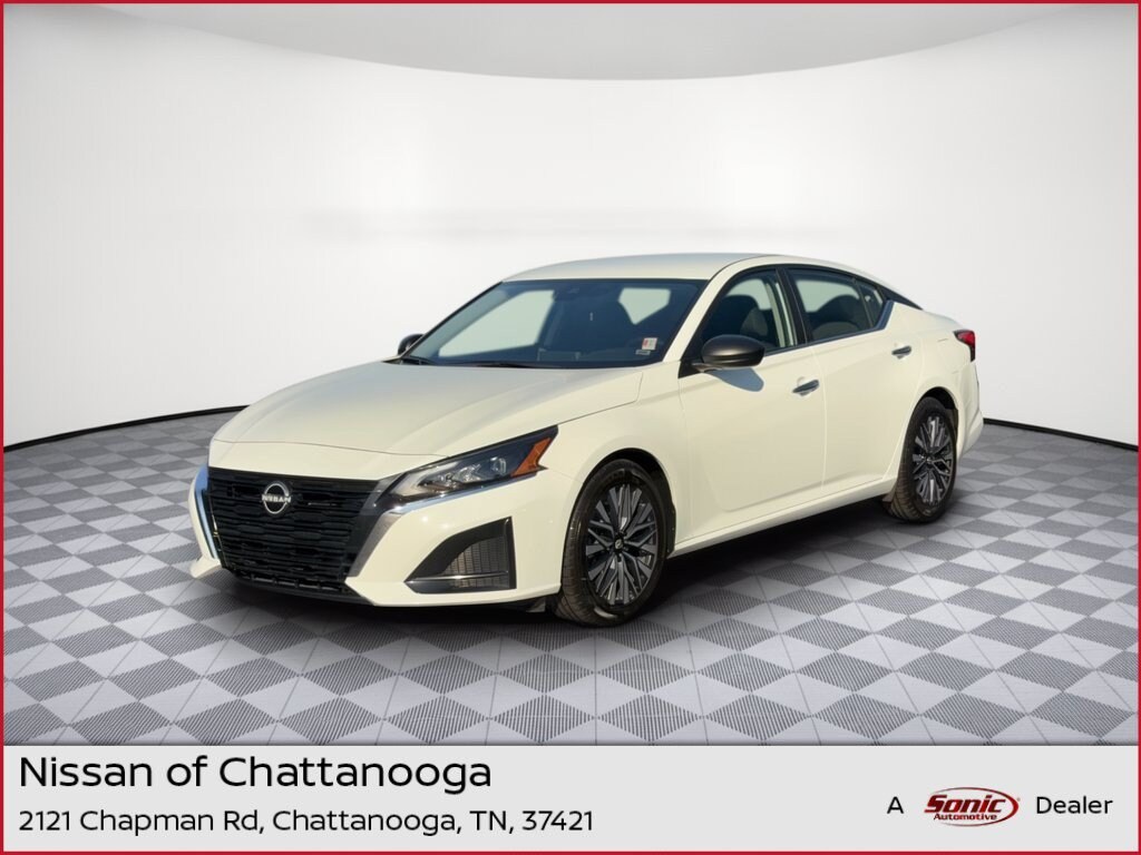 Used 2025 Nissan Altima SV Sedan