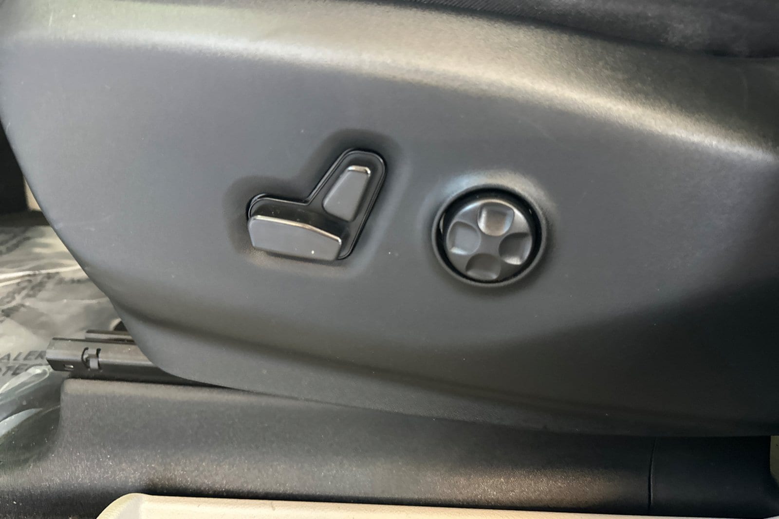 2024 Chrysler Pacifica Touring L - Photo 15