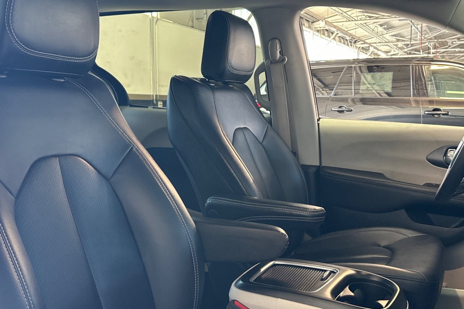 2024 Chrysler Pacifica Touring L - Photo 27