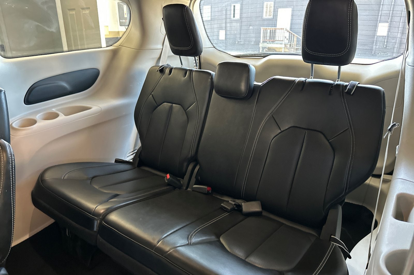2024 Chrysler Pacifica Touring L - Photo 34