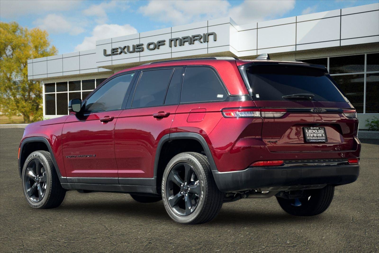 2023 Jeep Grand Cherokee Altitude - Photo 3