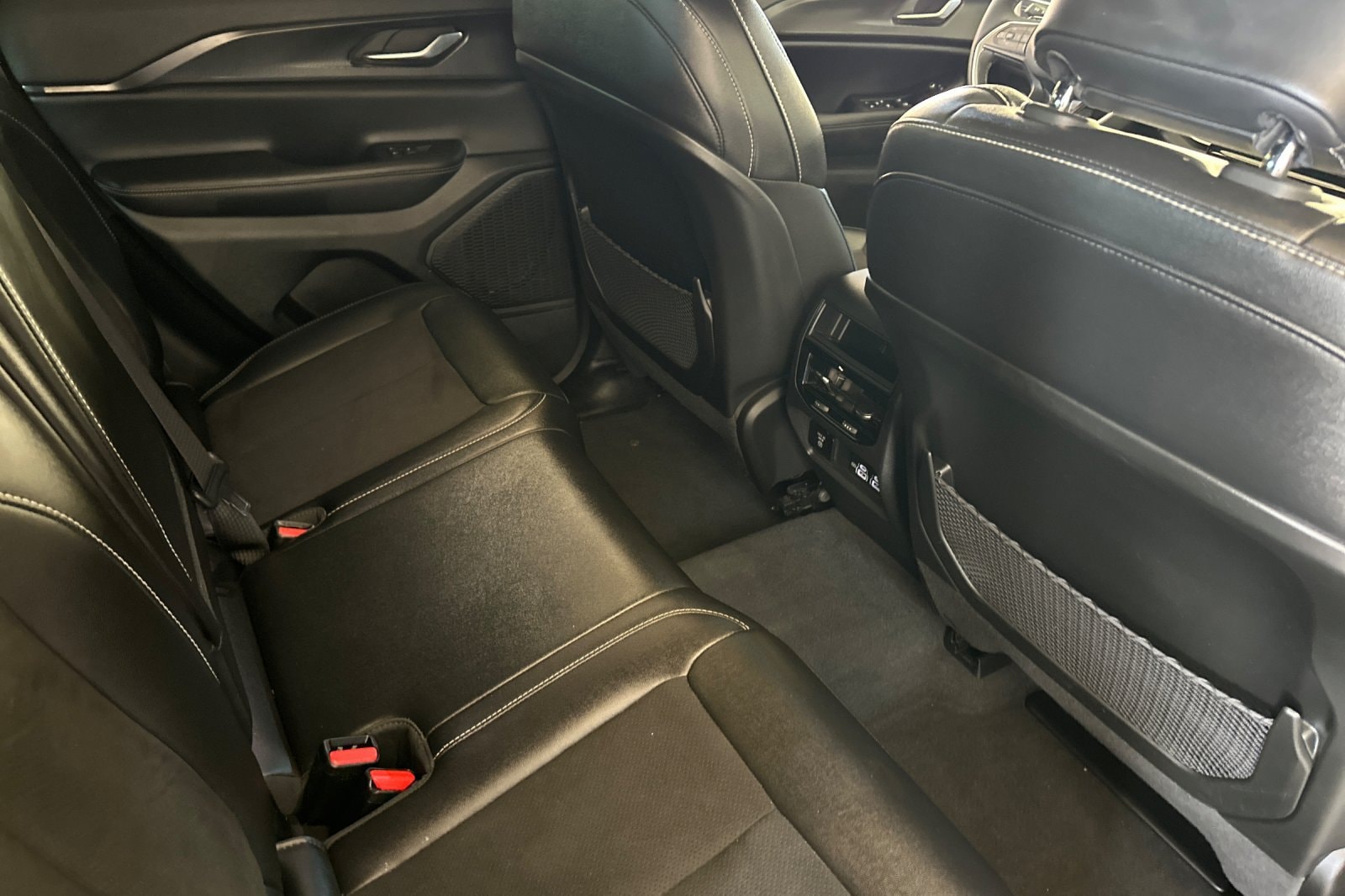 2023 Jeep Grand Cherokee Altitude - Photo 32